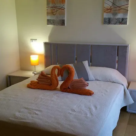 Betty * Albufeira
